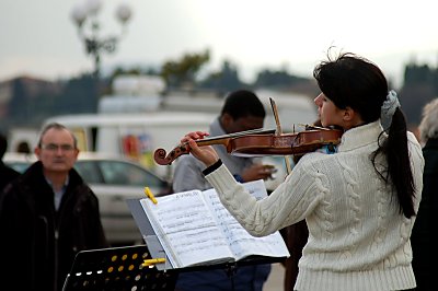 Musikken spiller - Vivaldi selvflgelig - p Piazzala Michelangelo