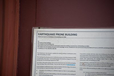 Jordskælvsramt bygning